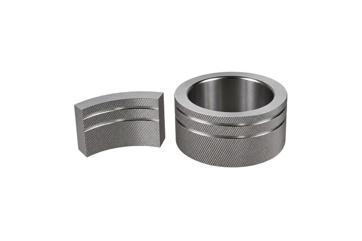 Knurled ring components