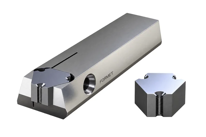 Precision V block fixture – industrial tooling – FORMET